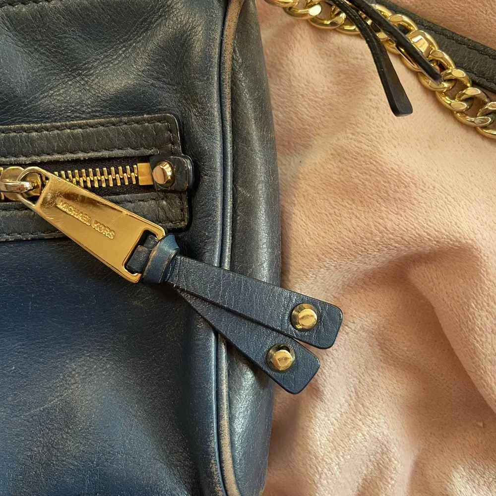 Michael Kors Navy Leather Crossbody Bag - Picture 4 of 6